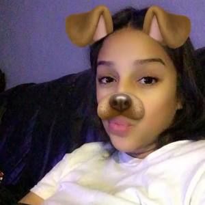 Meet your Posher, Renee